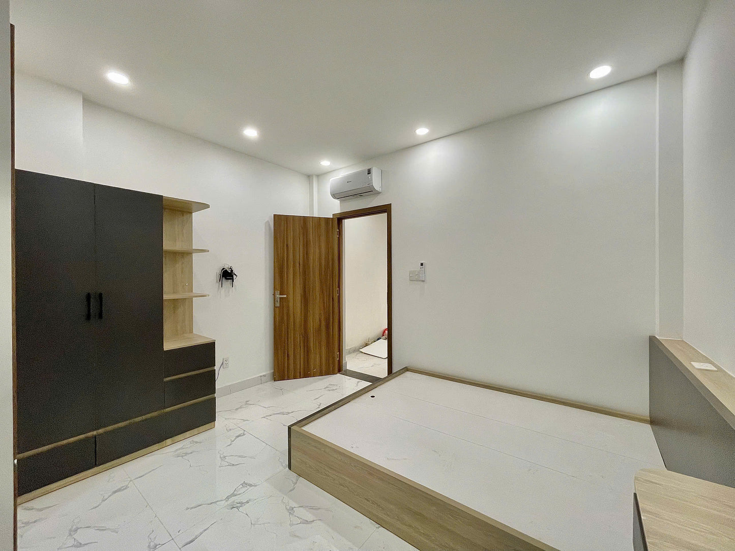 [009165]TSSTUST-NM01