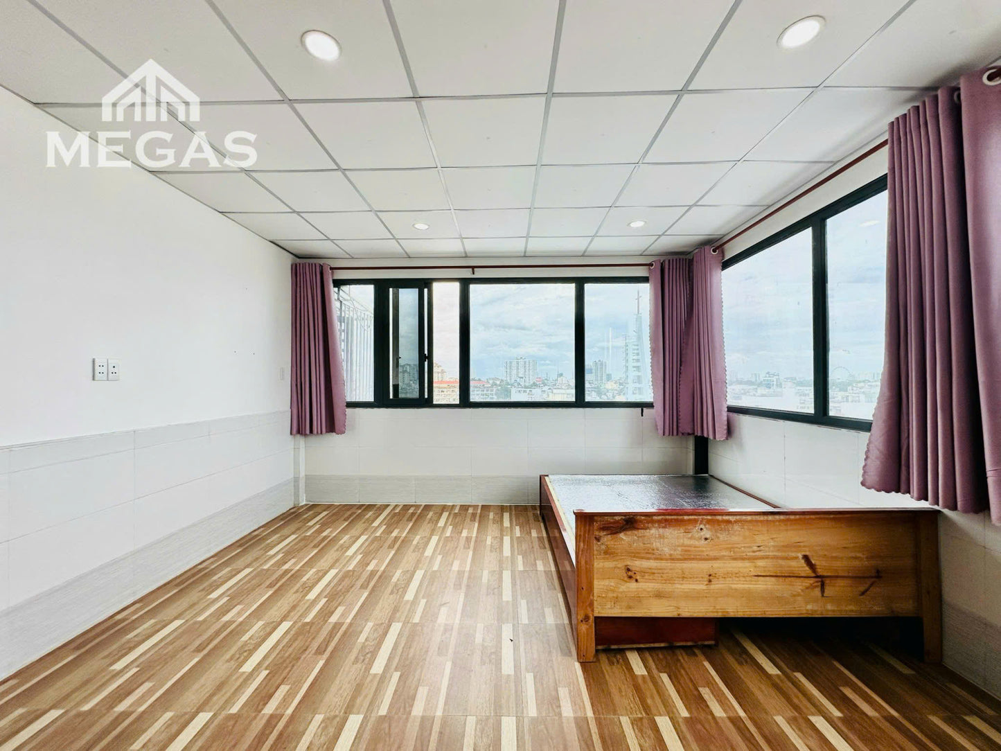 [009851]TDTSTUSK-LG01