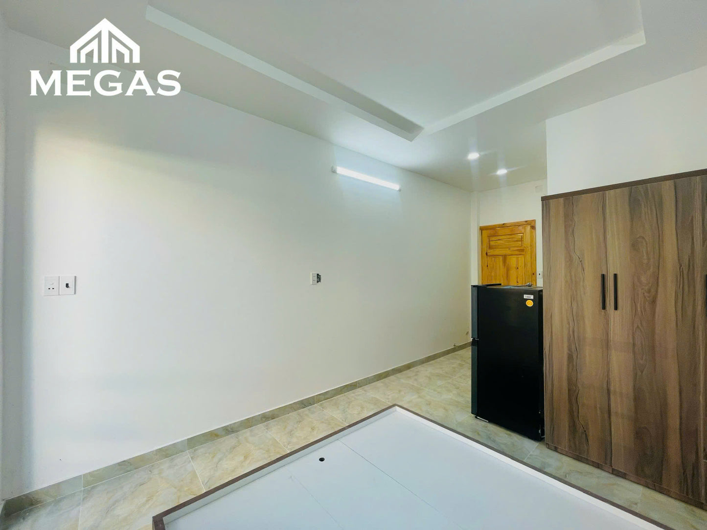 [009315]NHDSTUBC-NM01