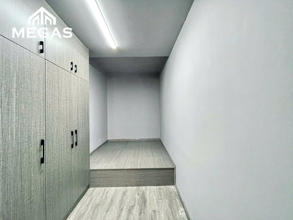 [008715]CMT81PNBC-NM01