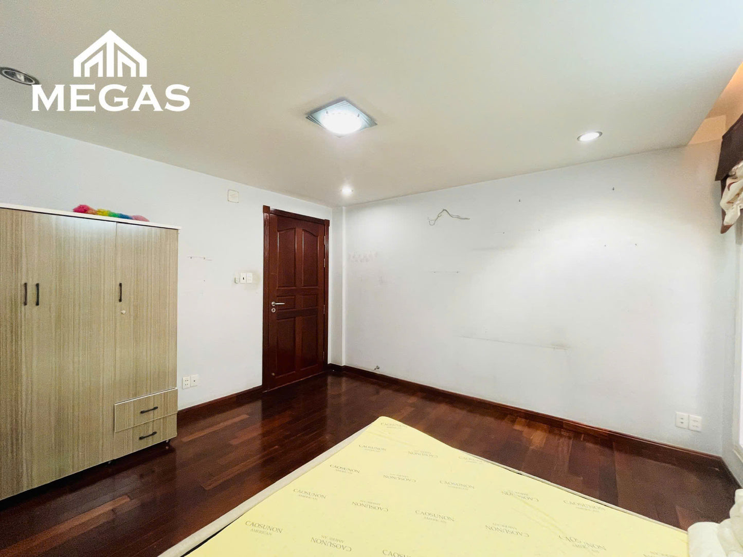 [009345]HBDSTUST-NM03