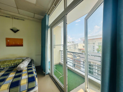 [009385]PVHSTUBC-NM01