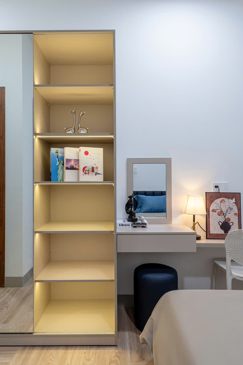 [008755]UTSTUST-NM02