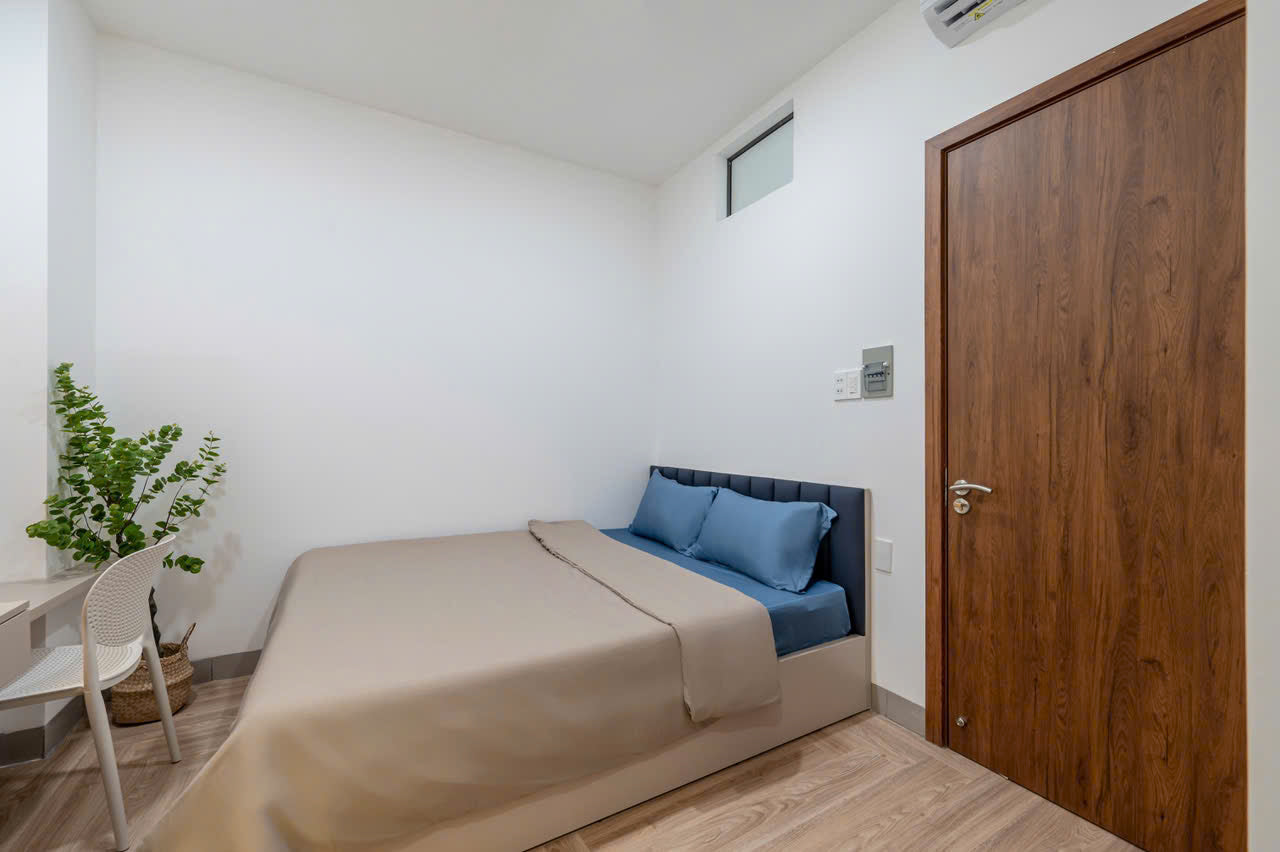 [008755]UTSTUST-NM02