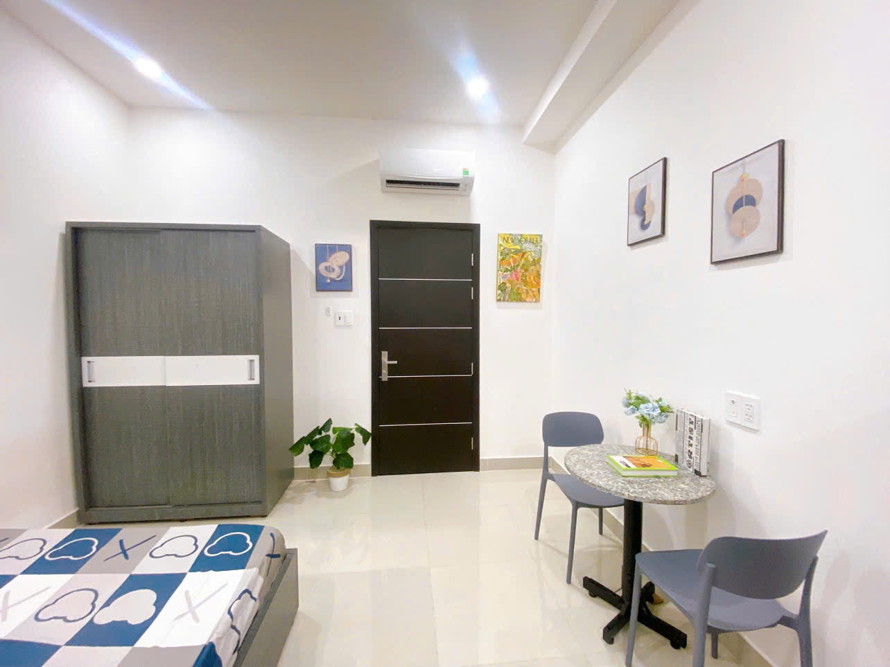 [008365]VTTSTUST-NM01