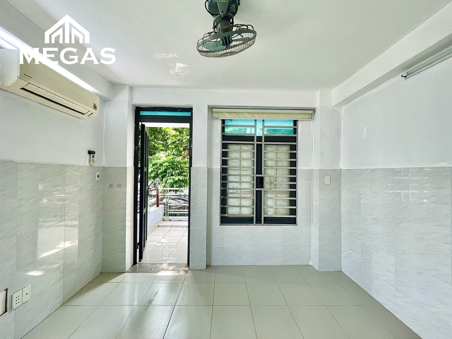 [009915]TVDSTUBC-NM02