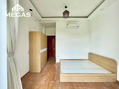 [009725]TTTSTUBC-NM01