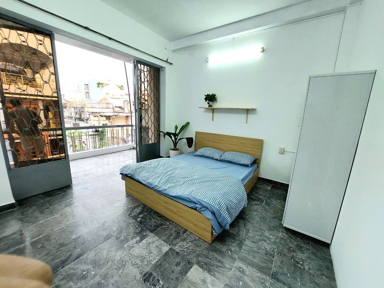 [009745]TSHSTUBC-NM02