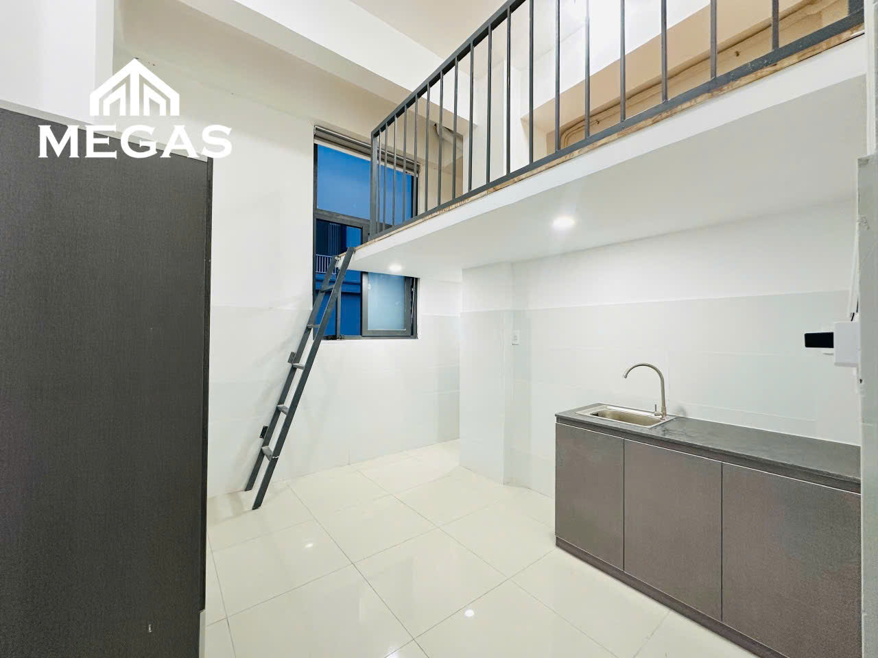 [010071]HBDUPST-NM01