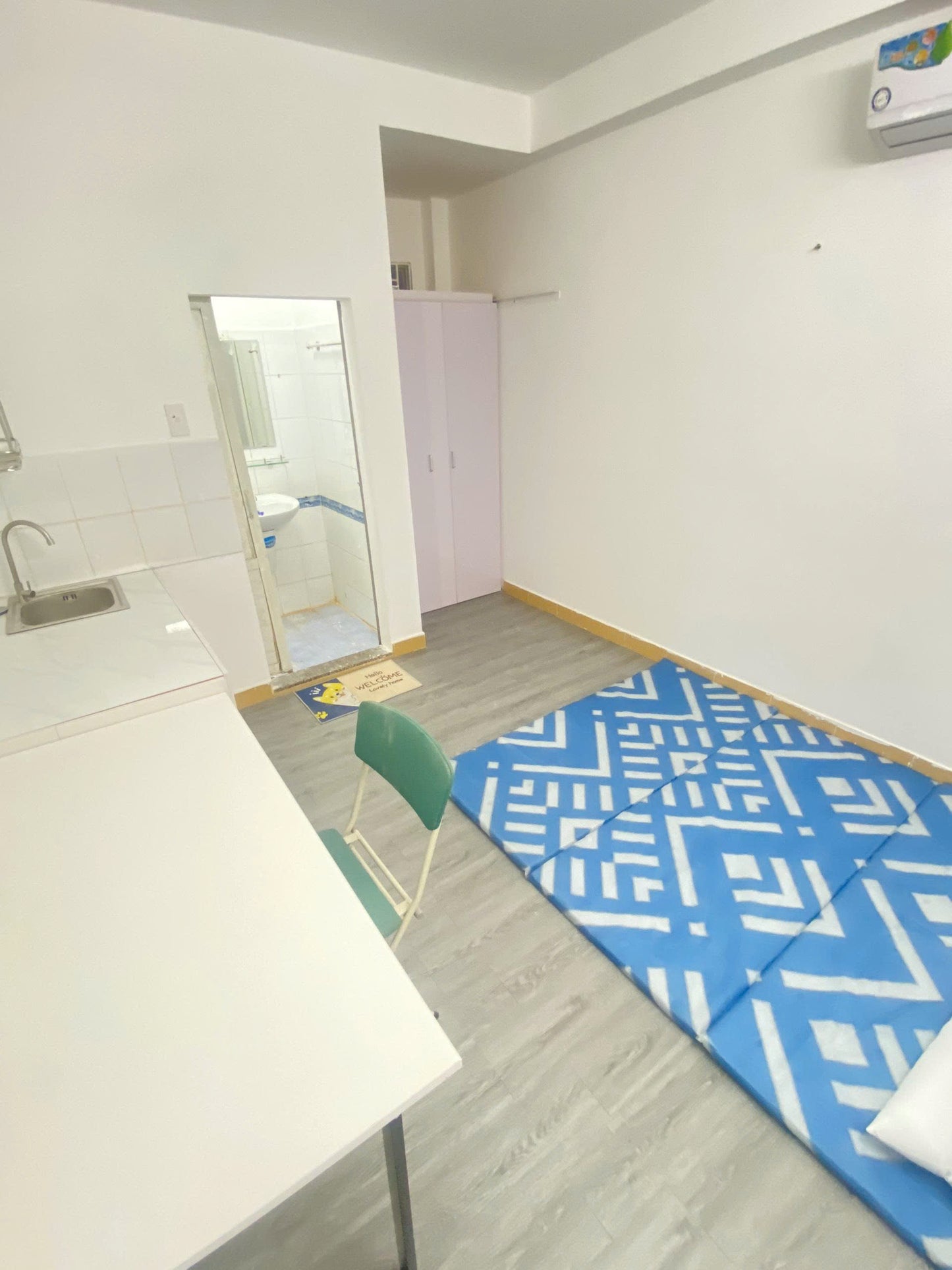 [009935]TVSTUST-SM01