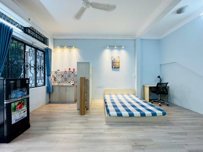 [004915]NMHSTUST-NM01