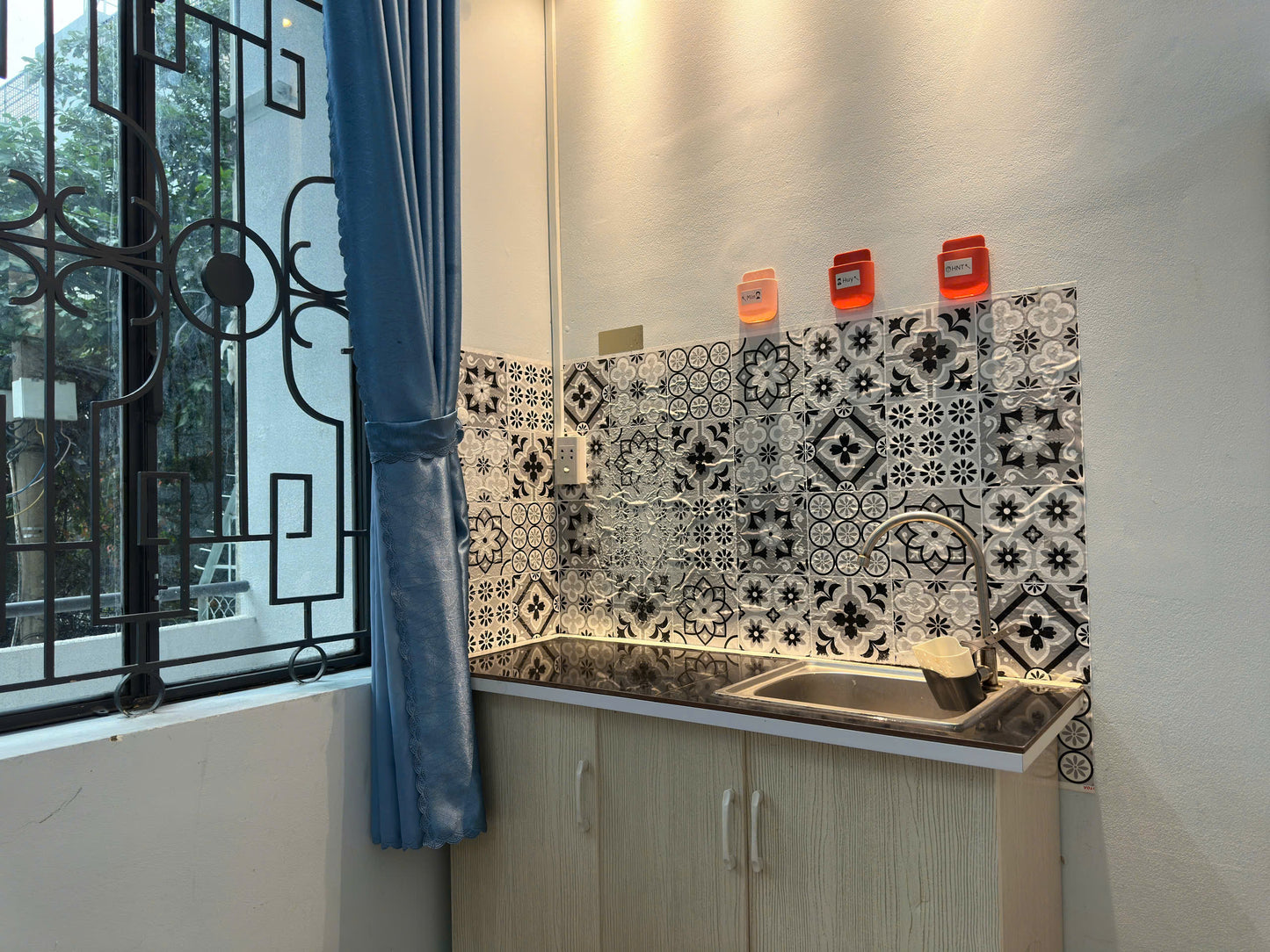 [004915]NMHSTUST-NM01