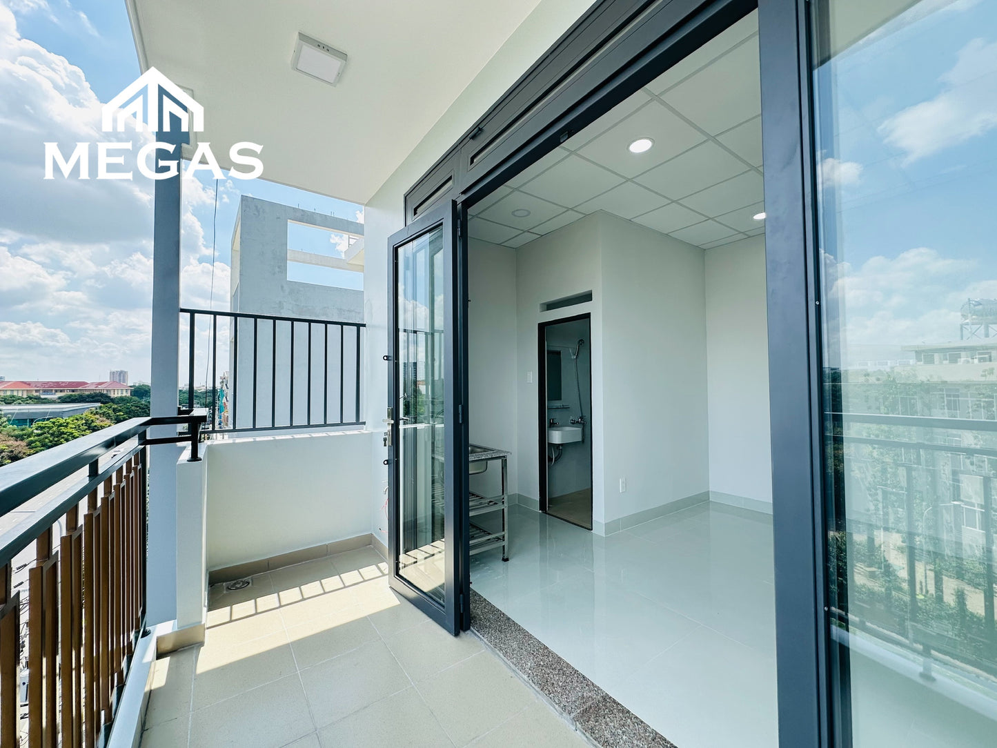 [010241]BBTTSTUBC-NM01