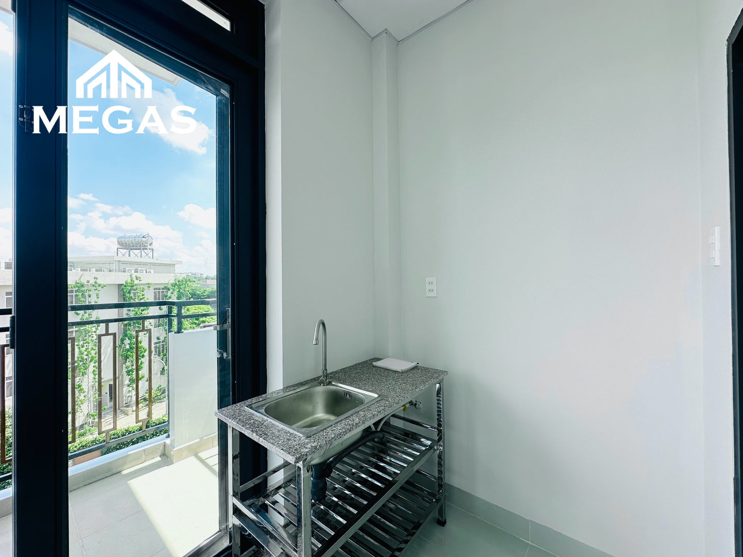 [010241]BBTTSTUBC-NM01