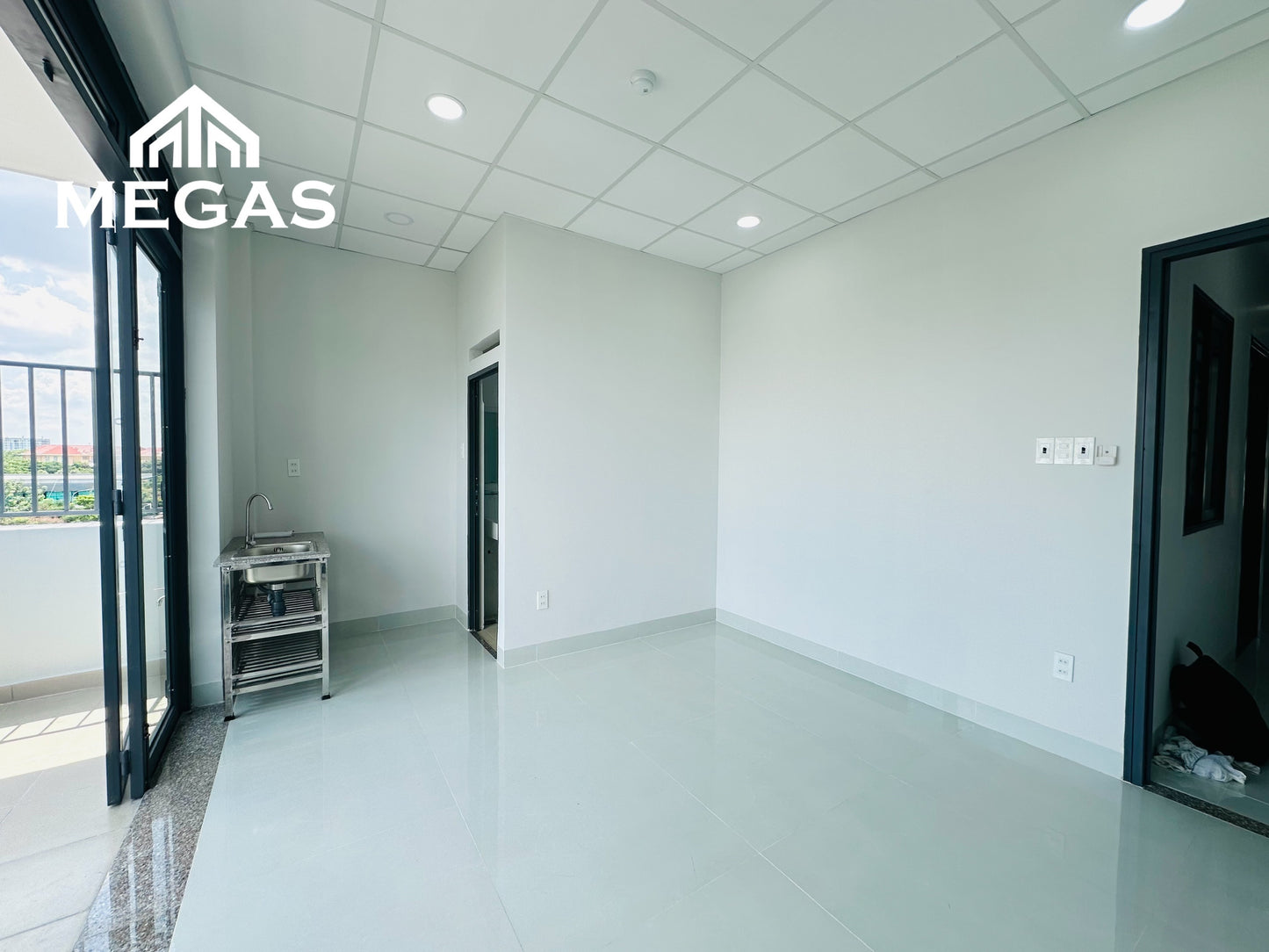 [010241]BBTTSTUBC-NM01