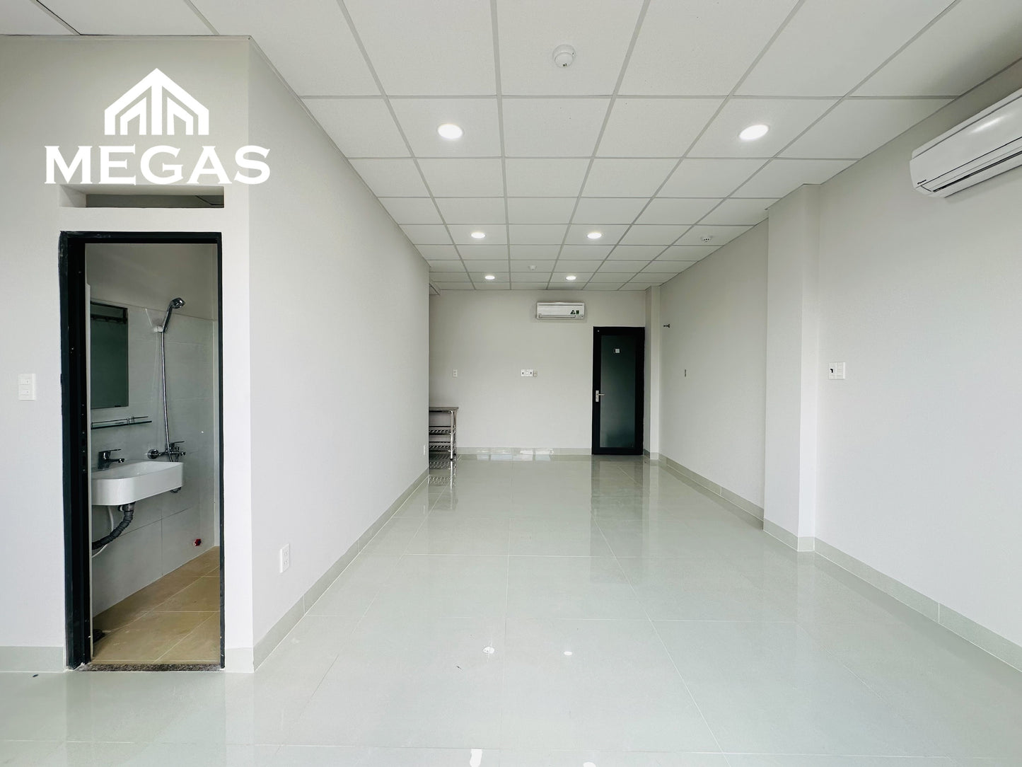 [010251]BBTTSTUBC-LG02