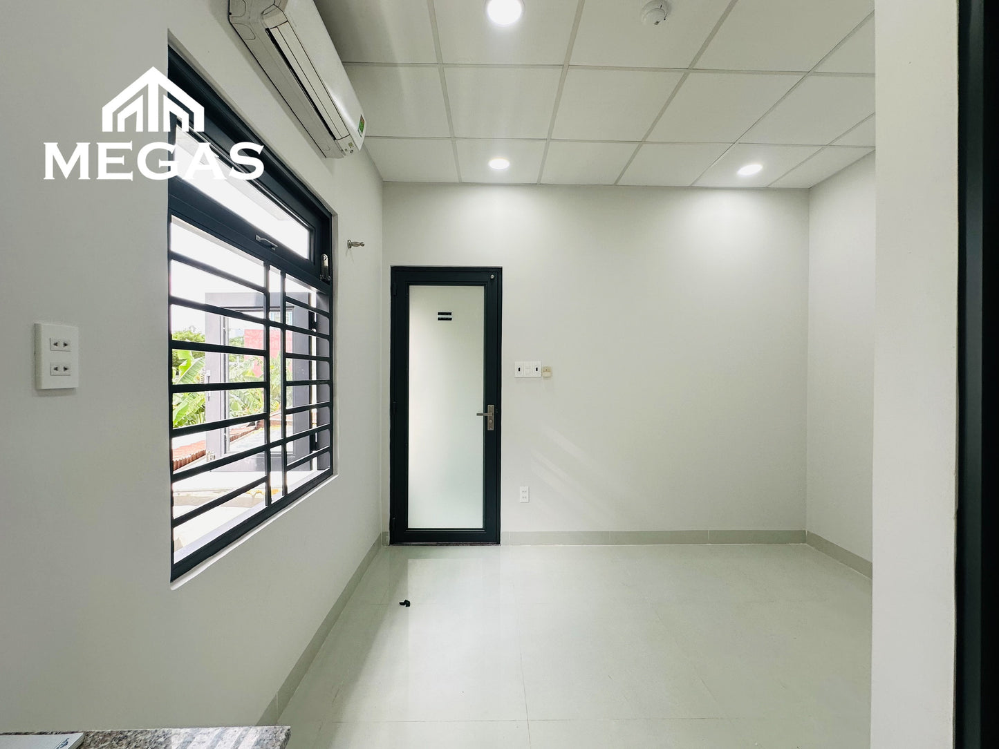 [010271]BBTTSTUSK-SM04