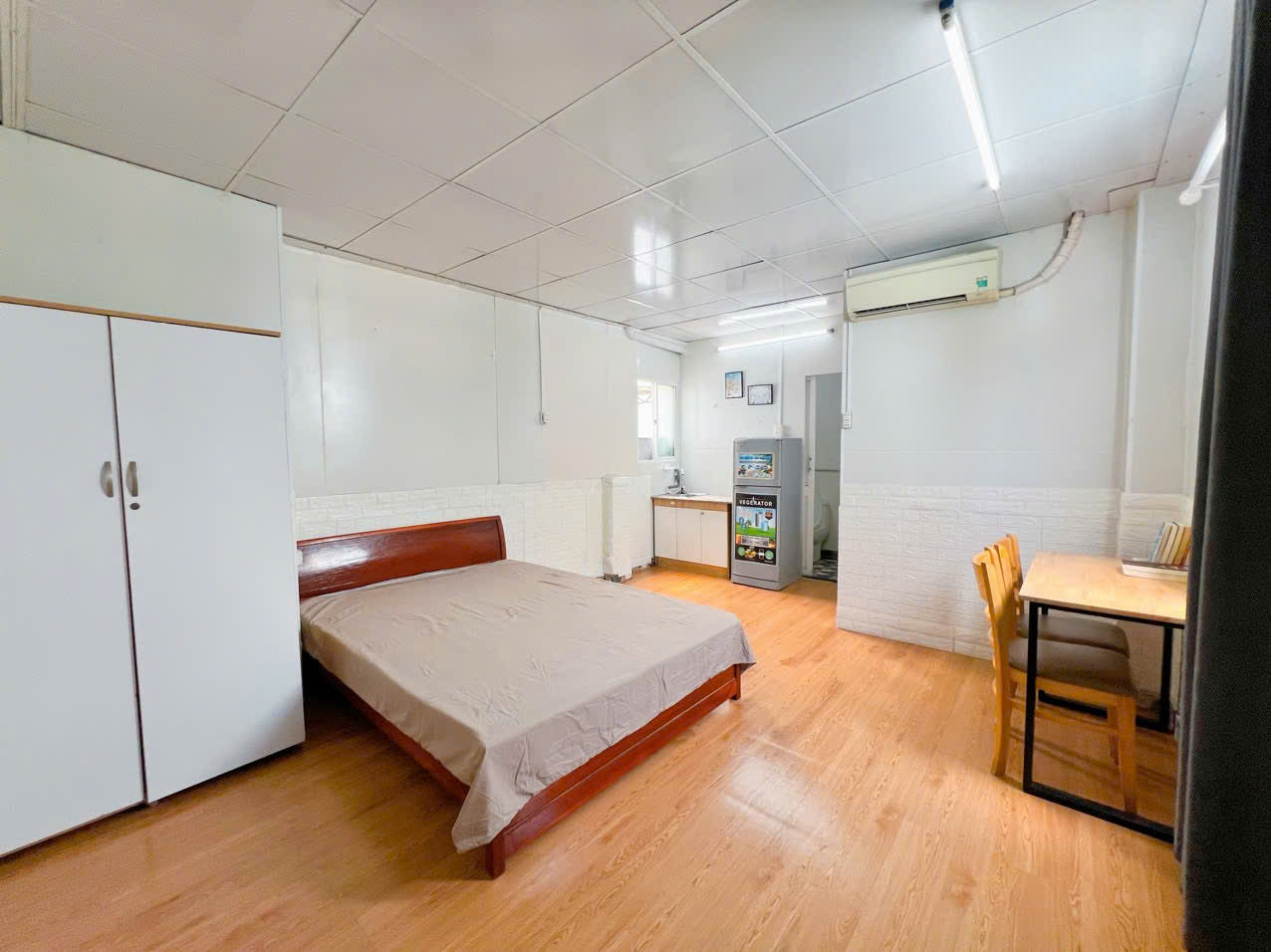 [009575]HVTSTUSK-NM01