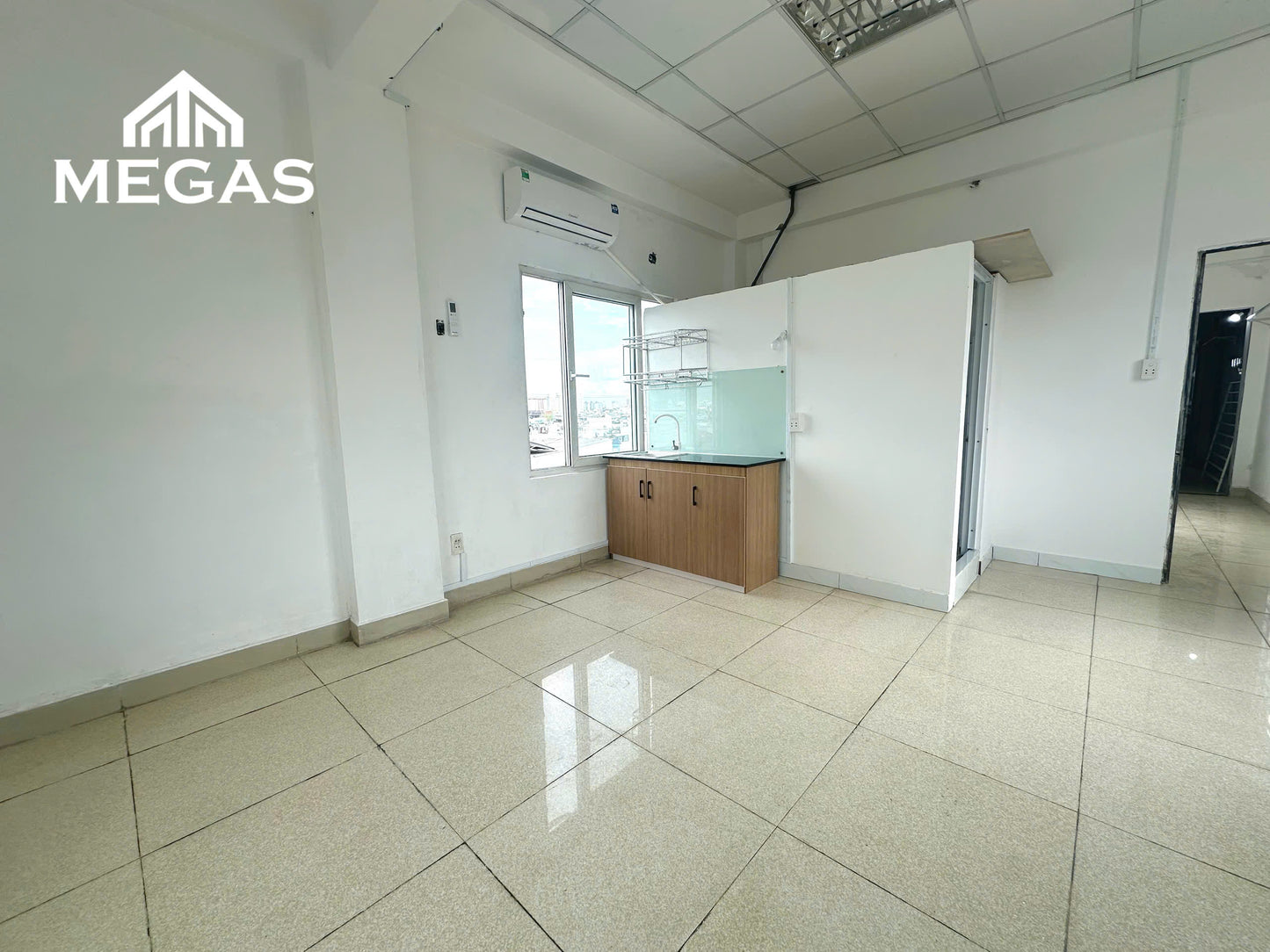 [010441]TVKSTUSK-NM03