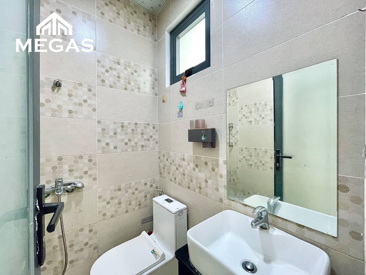 [010725]NTTSTUST-NM01