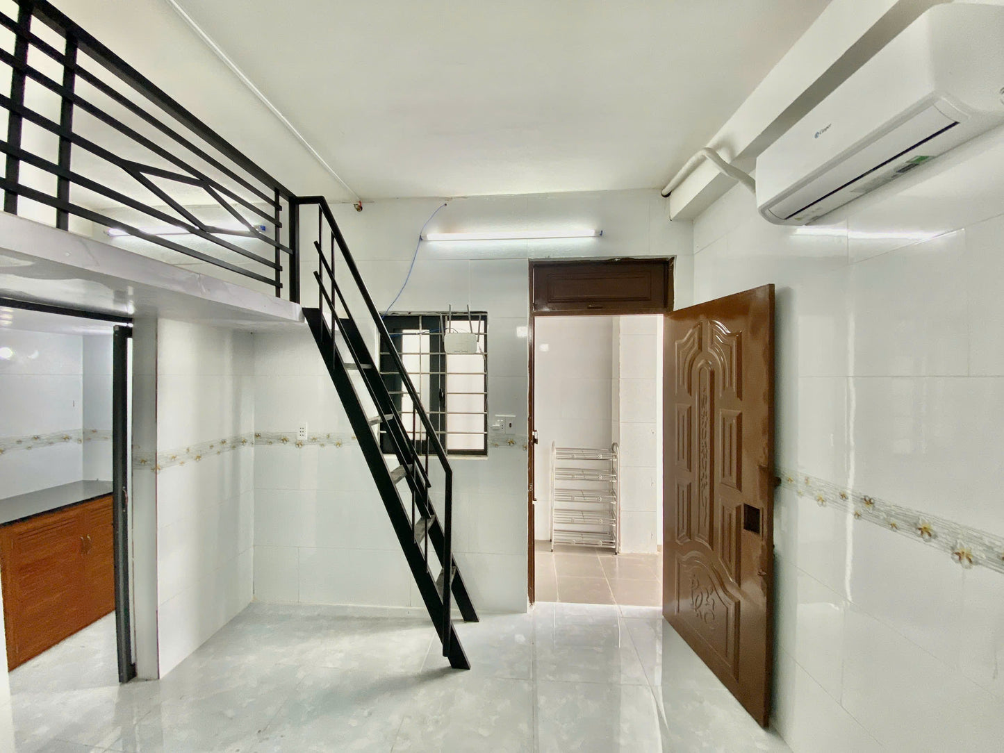 [009955]BDDUPST-NM01