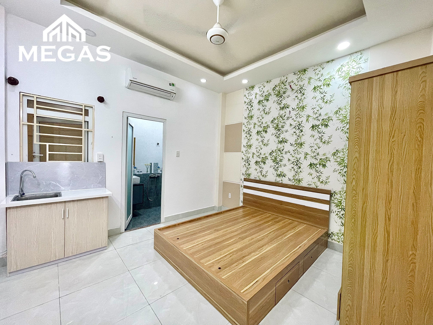 [011515]TTTSTUST-NM04