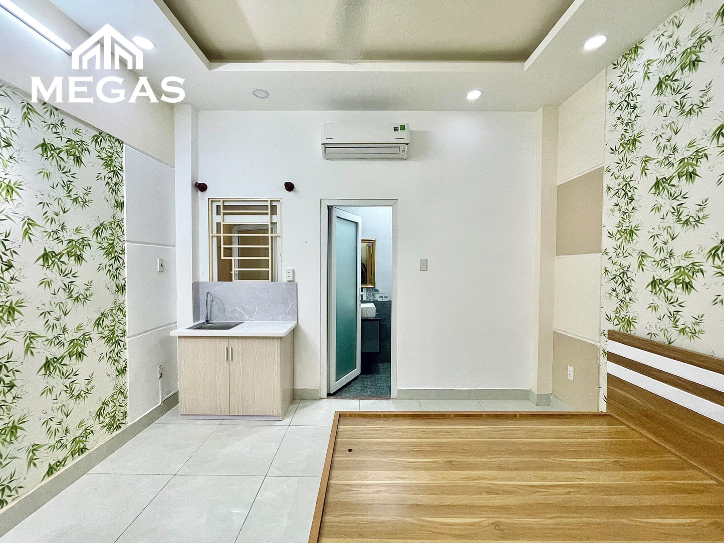 [011515]TTTSTUST-NM04