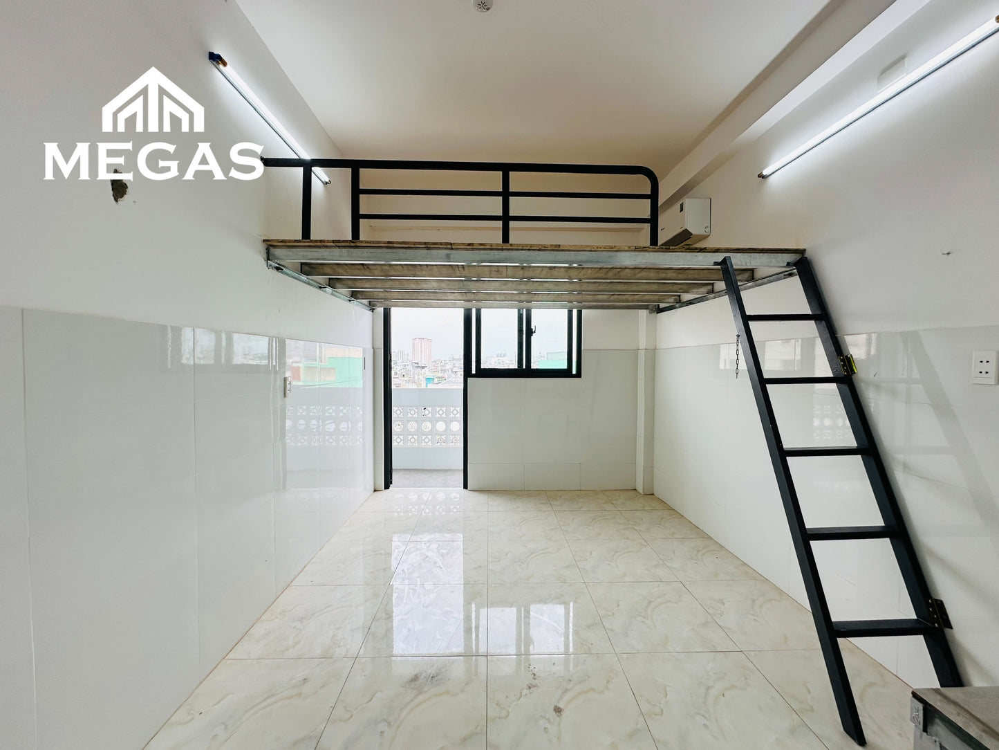 [010811]NVYDUPBC-SM01