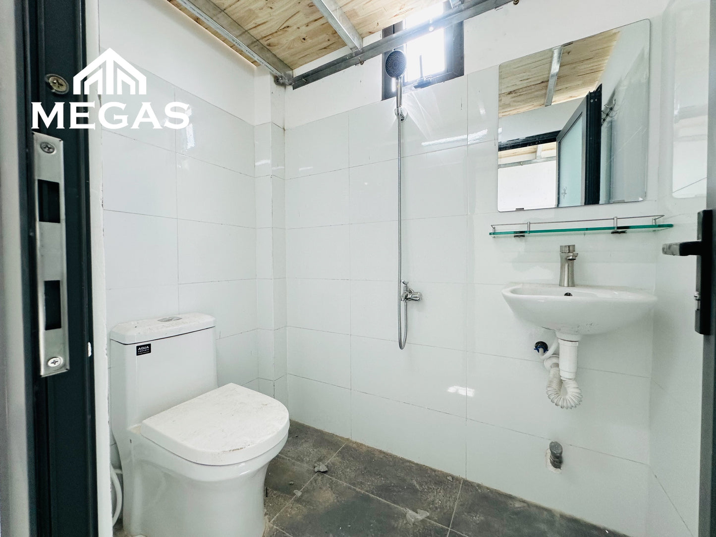 [010831]NVYDUPSK-SM03