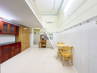 [011525]DC18DUPST-NM01