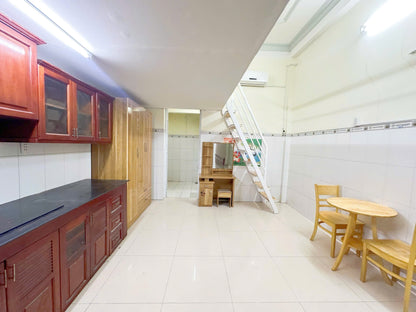 [011525]DC18DUPST-NM01