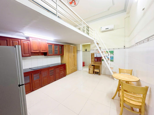 [011525]DC18DUPST-NM01