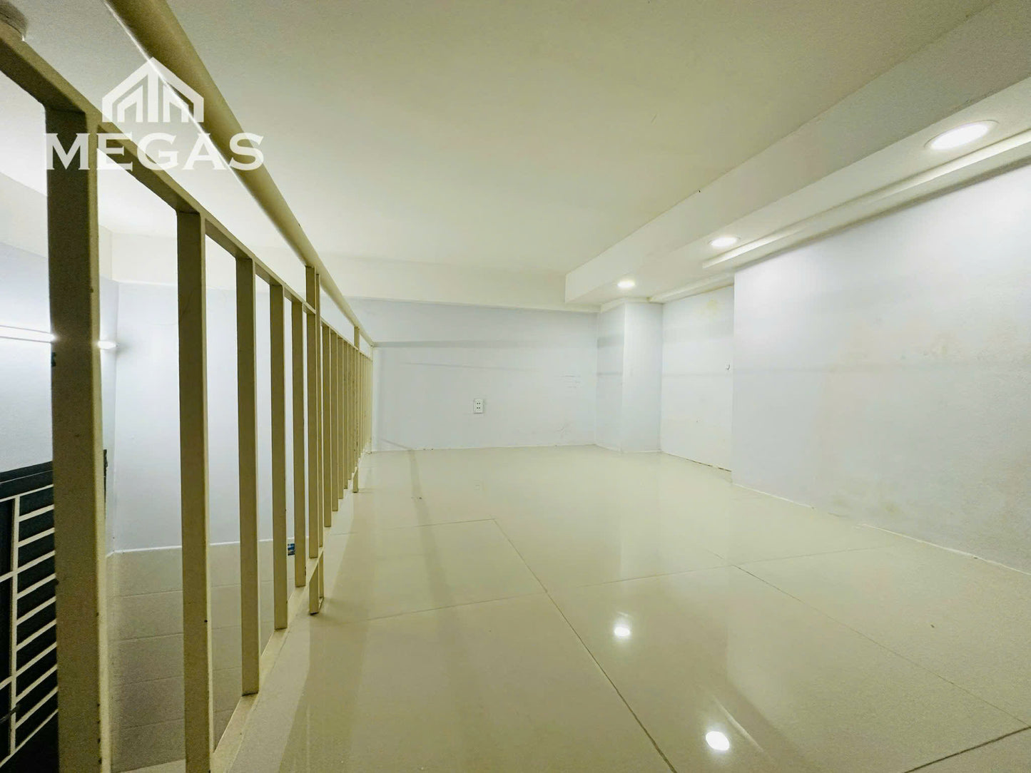 [010851]LVPDUPST-NM01