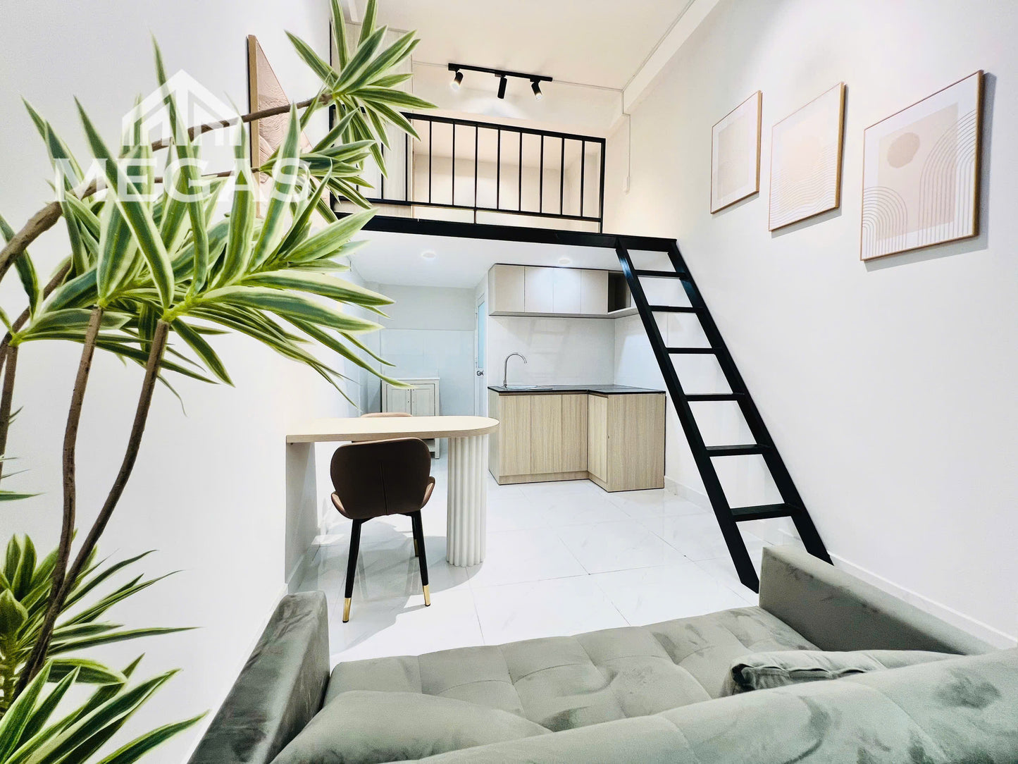 [010881]GDSTUST-NM01