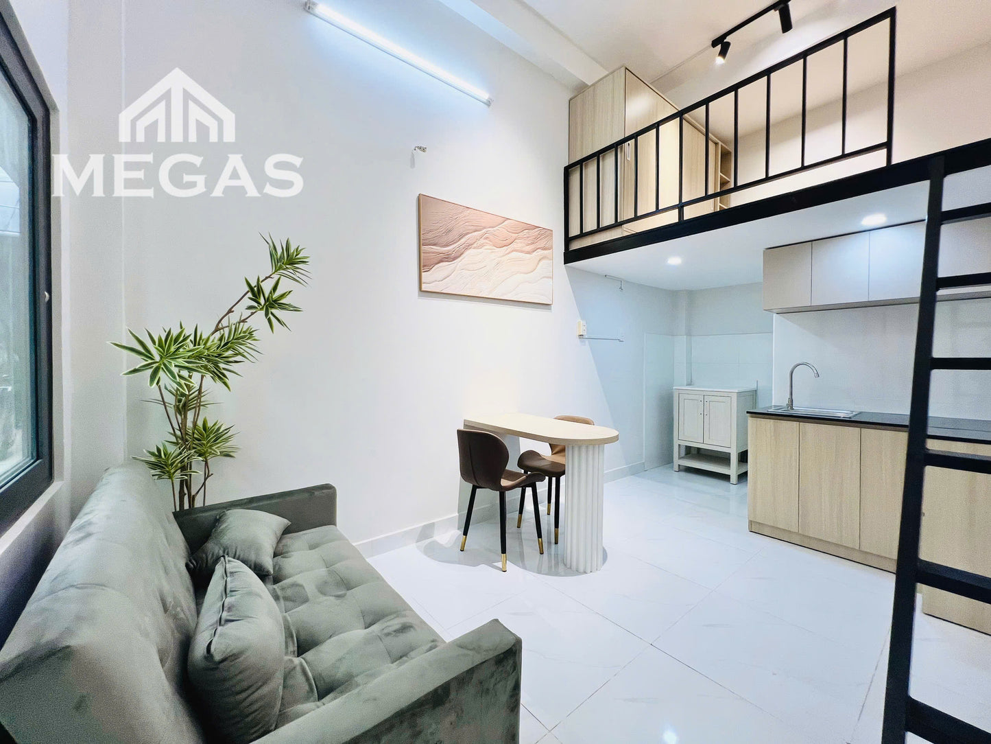 [010881]GDSTUST-NM01