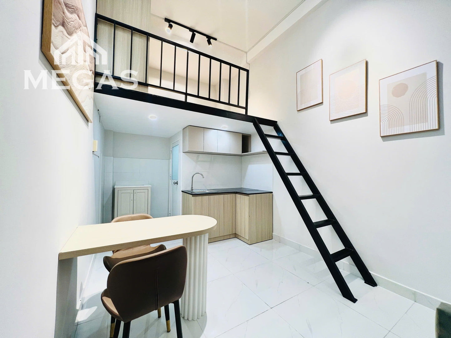 [010881]GDSTUST-NM01