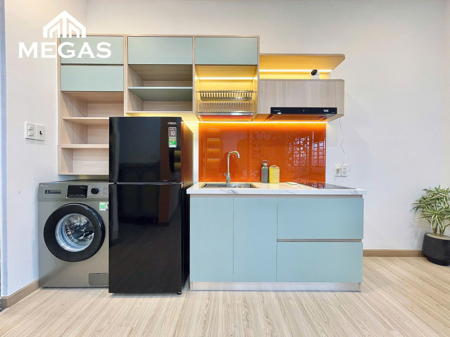 [010125]TVHSTUSK-LG02