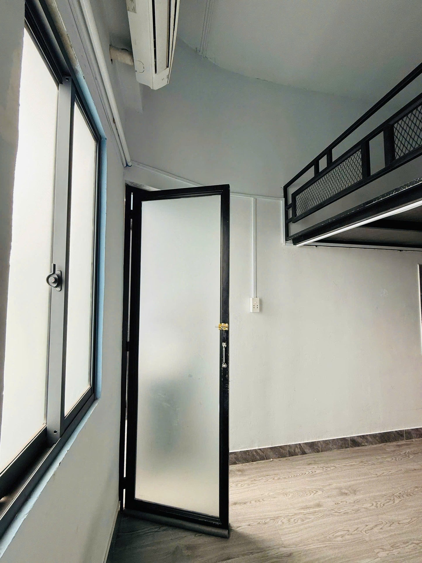 [011565]TVHDUPBC-NM01