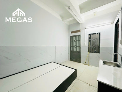 [010891]THDSTUST-SM01