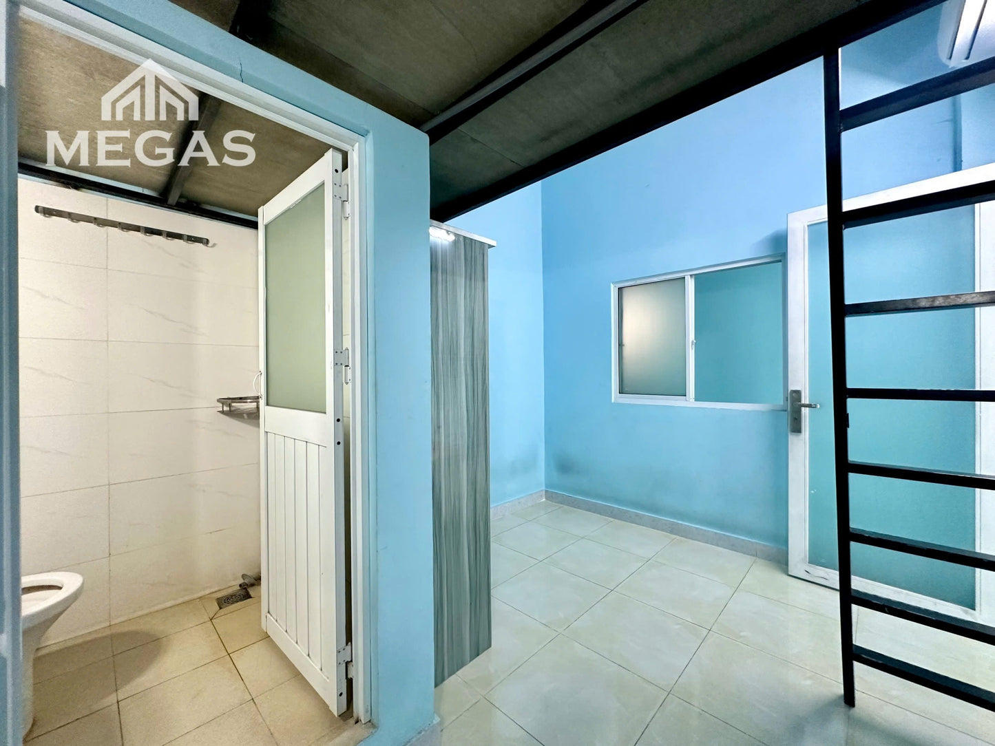 [011021]LTHDUPST-SM01