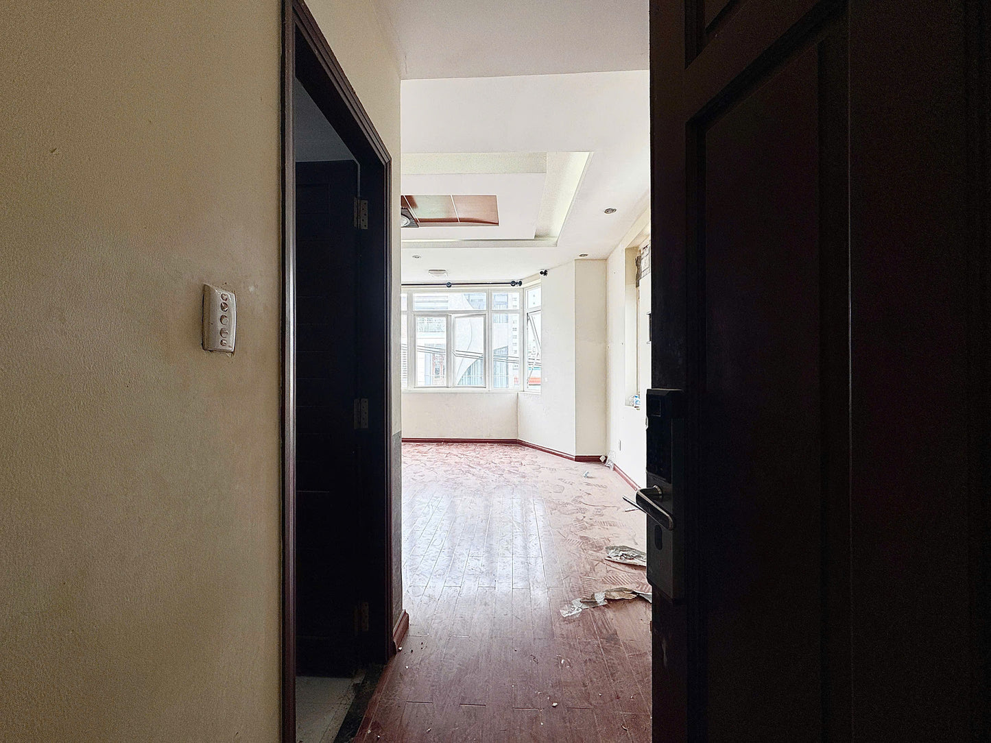 [011231]NNNSTUSK-NM01