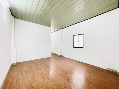 [011105]HHT2PNBC-LG01