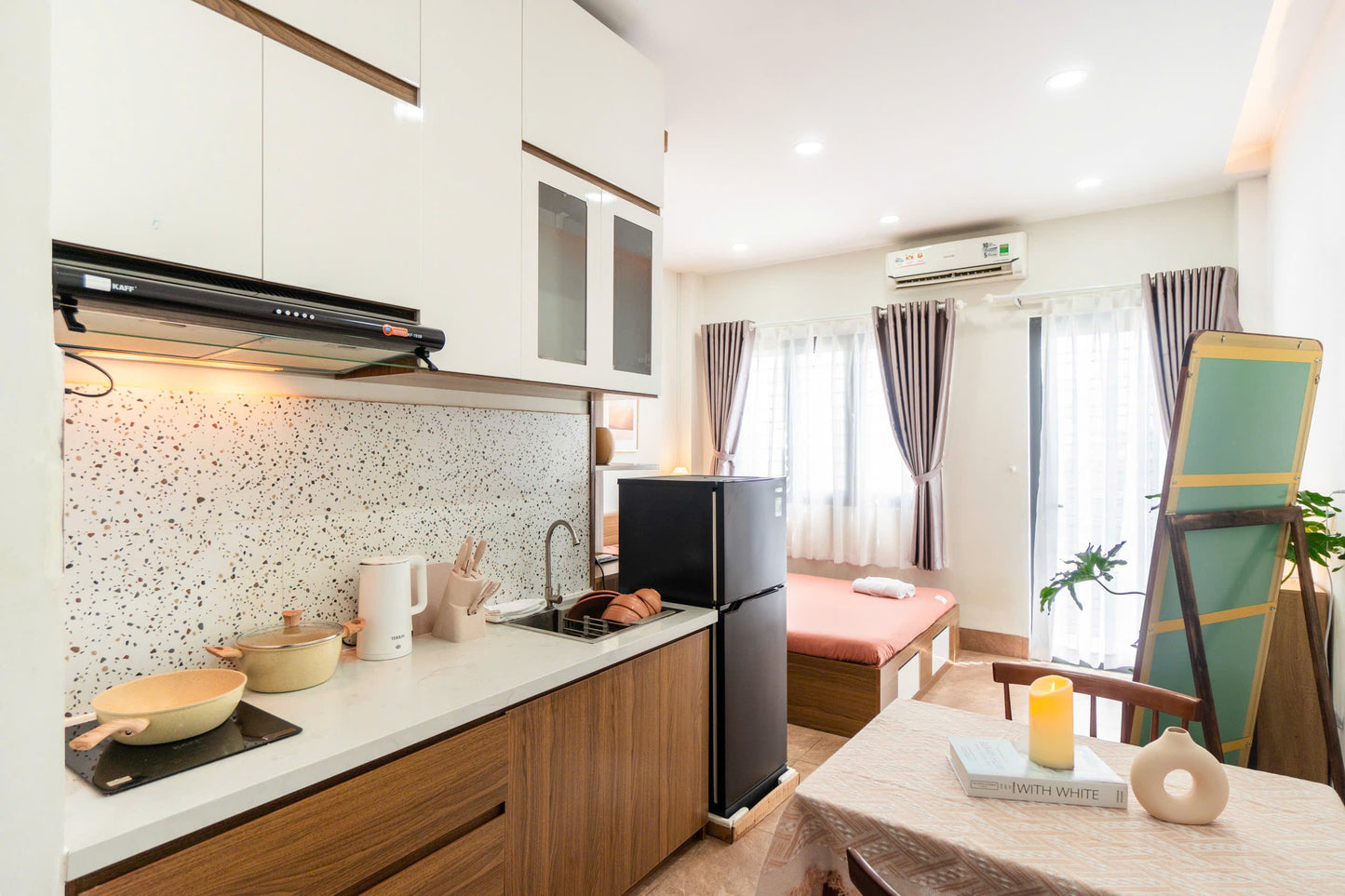 [011115]CMT8STUBC-NM01