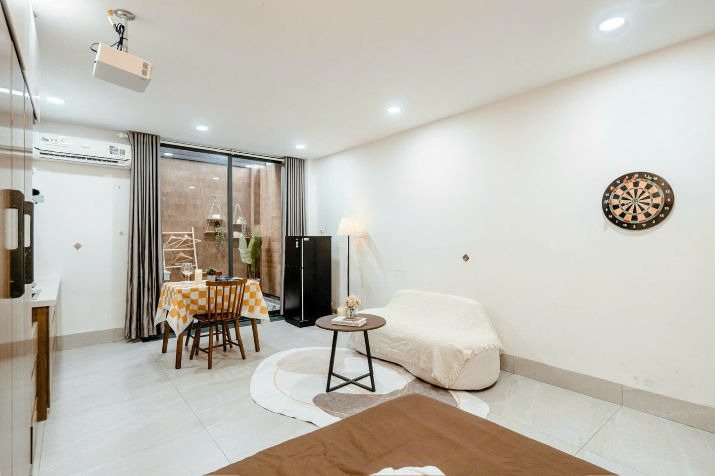 [011125]CMT8STUBC-NM02