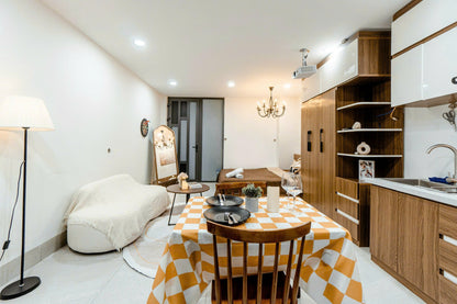 [011125]CMT8STUBC-NM02