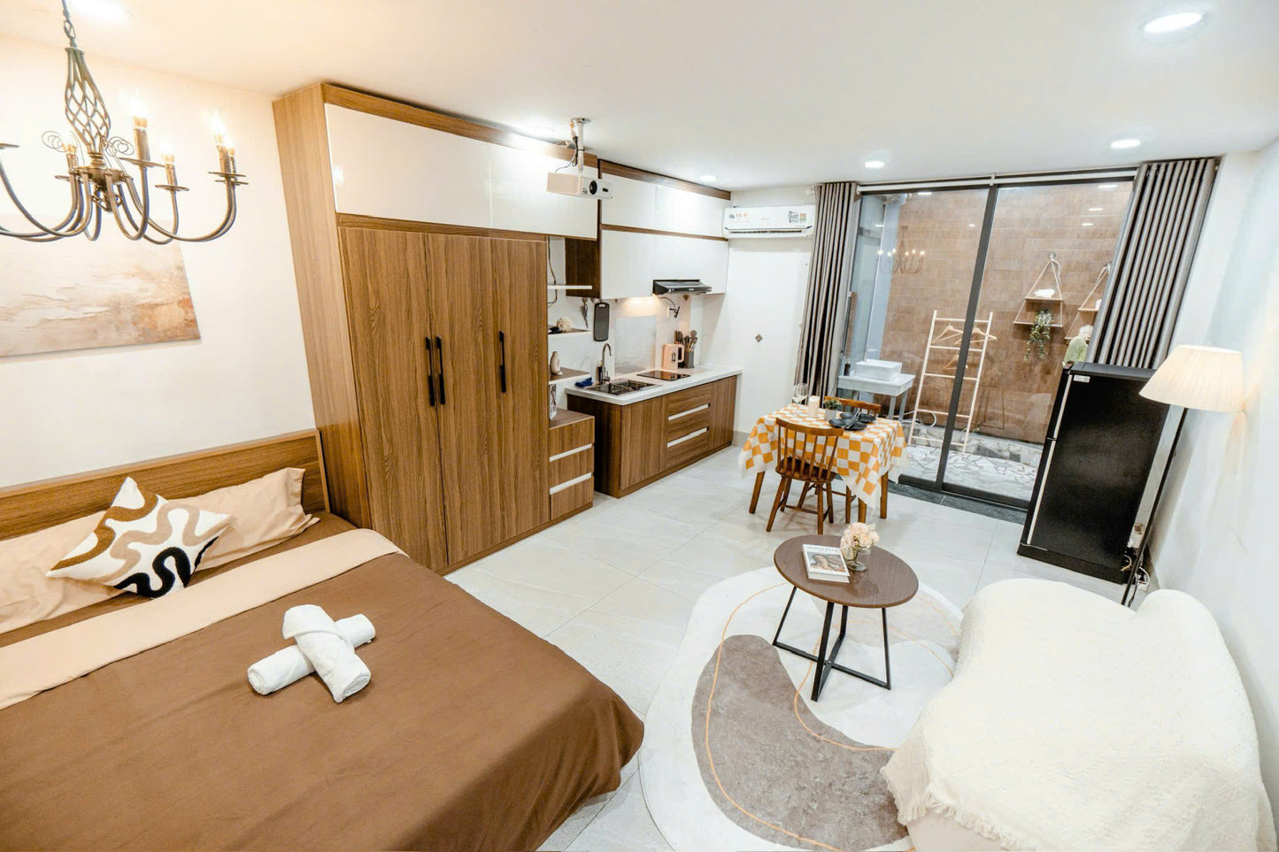 [011125]CMT8STUBC-NM02