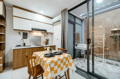 [011125]CMT8STUBC-NM02