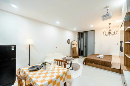 [011125]CMT8STUBC-NM02