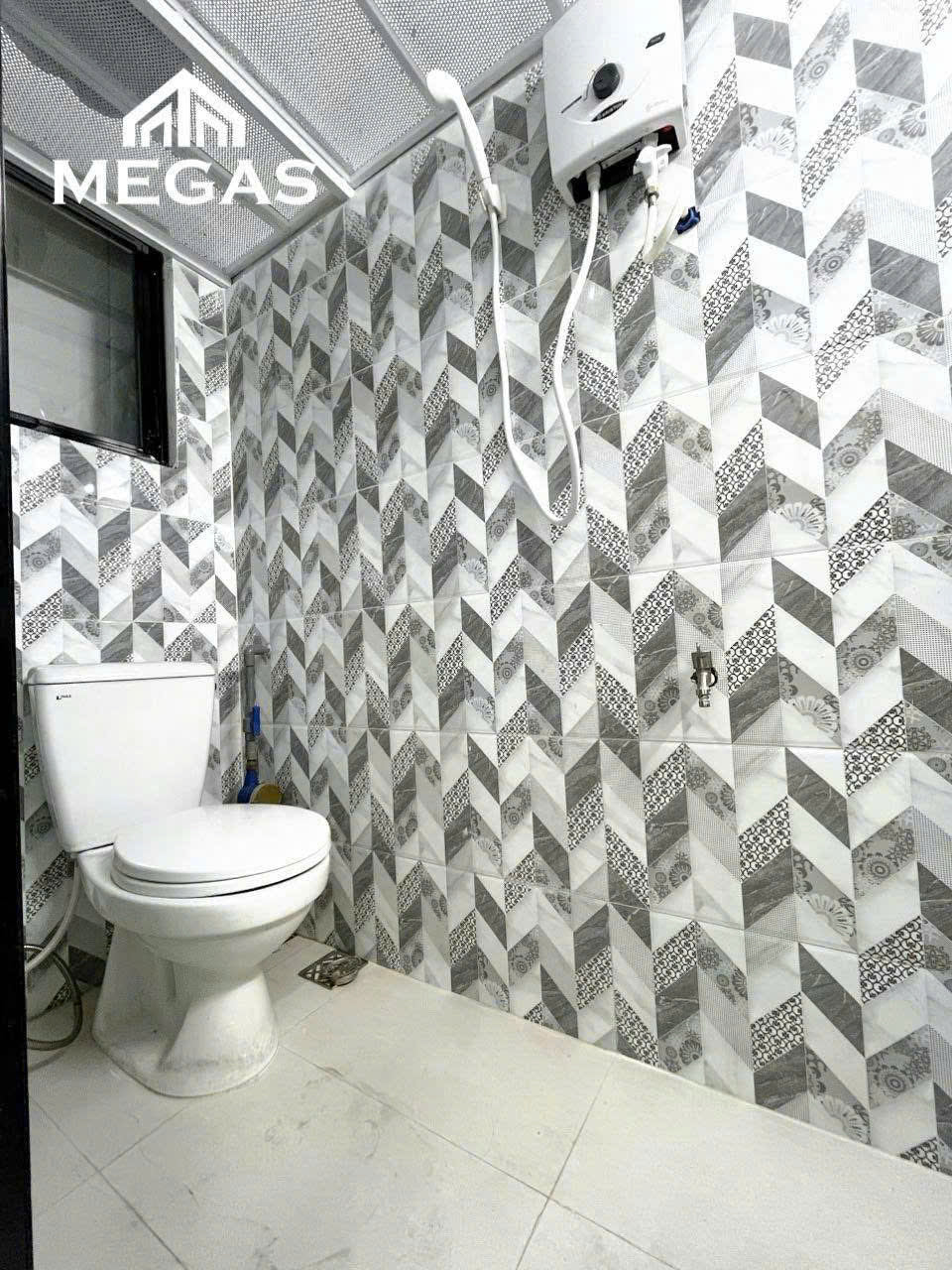 [011241]BBTTDUPST-NM01