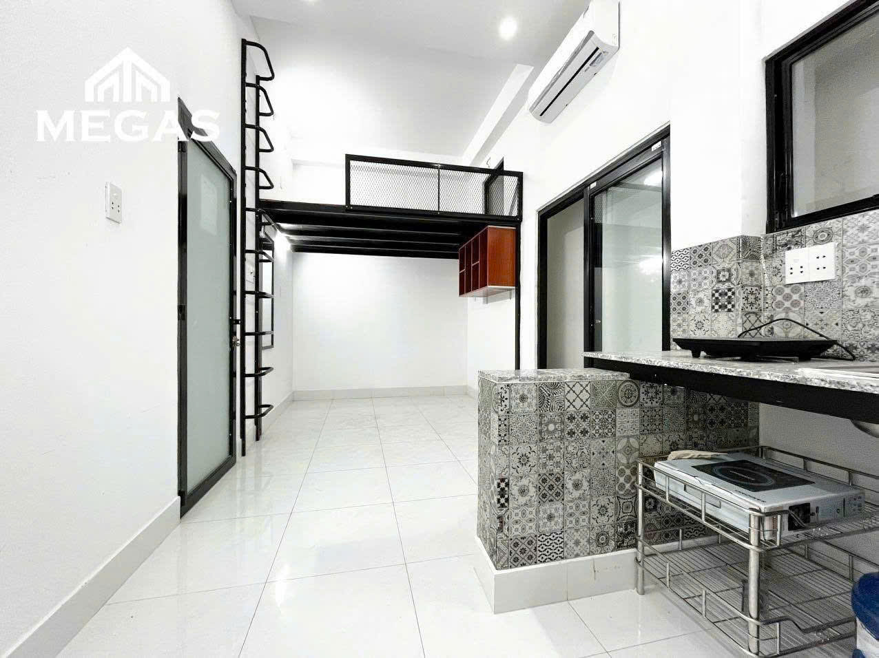 [011241]BBTTDUPST-NM01